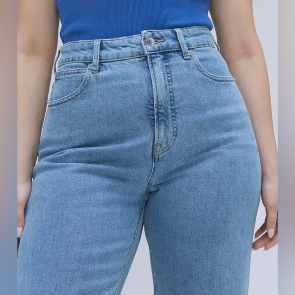Size 25 - Everlane Way-High Curvy Jeans (Frayed Hem) - Picture 2 of 8